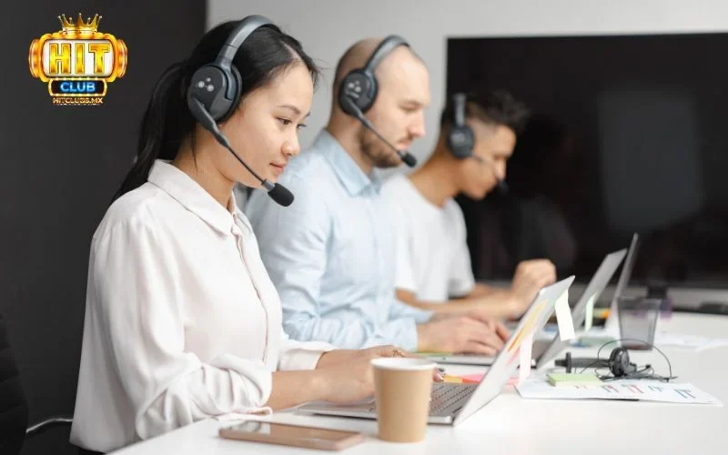 Liên hệ qua Hotline sẽ phát sinh phí viễn thông